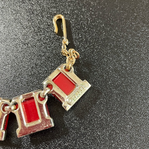 Charel Cherry Red & Silver Thermoset Parure- Necklace, Bracelet, Earrings, 1950s - Picture 13 of 16